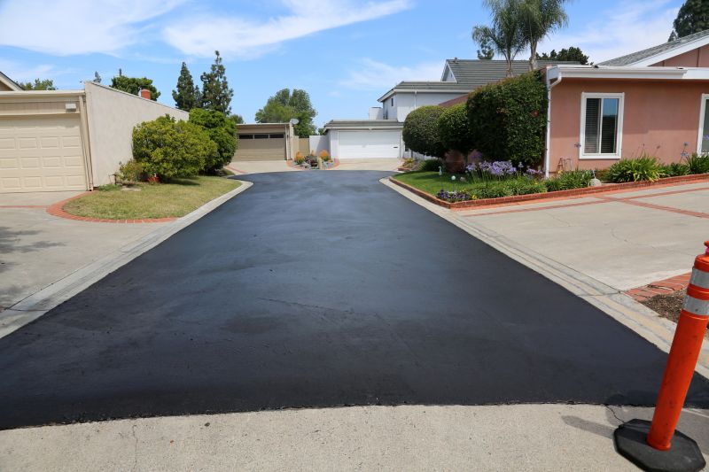 Blacktop Sealing in Tampa, FL