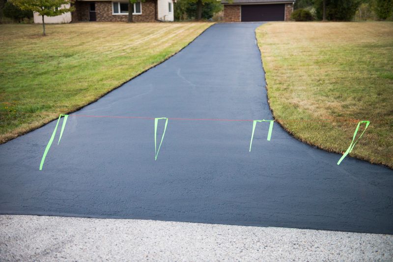 Tar Driveway Sealing in Miami Dade County, FL